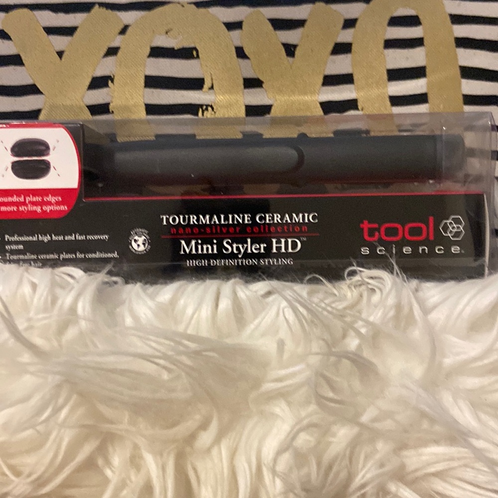 Mini hot iron
